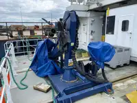 Tàu container để bán