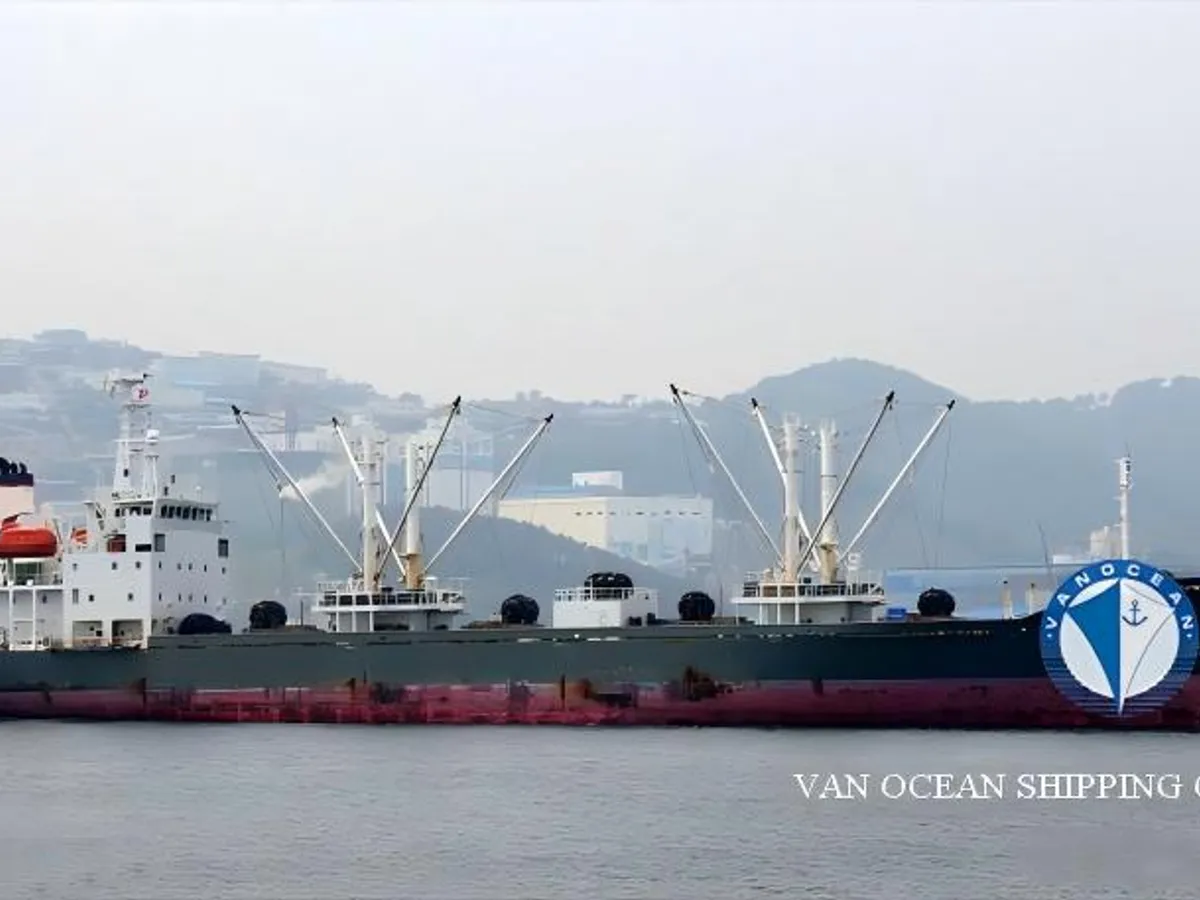 Tàu lạnh để bán