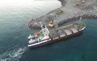 Tàu nạo vét để bán