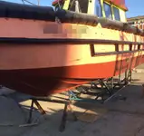 Tàu dẫn đường để bán