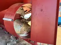 Tàu kéo lưới để bán