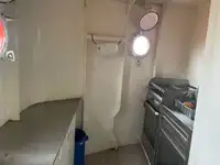 Tàu kéo để bán