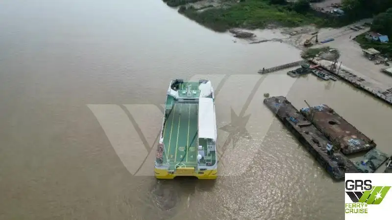 Tàu Ro-Ro để bán