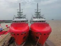 Tàu dịch vụ và tàu ngoài khơi để bán