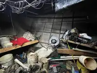 Tàu kéo lưới để bán