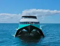 Tàu chở khách để bán