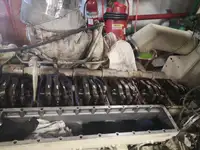 Tàu chở thủy thủ đoàn để bán