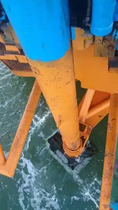 Tàu nạo vét để bán