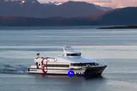 Catamaran rao bán