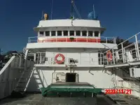 Tàu câu dài để bán