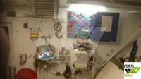Sà lan chở người để bán
