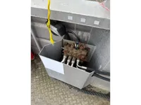 Tàu làm việc để bán