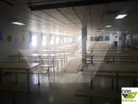 Sà lan để bán