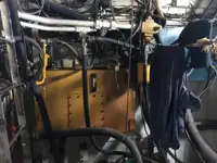 Tàu kéo lưới để bán