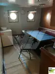 Tàu cung cấp để bán
