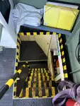 Tàu làm việc để bán