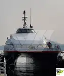 Tàu du lịch để bán
