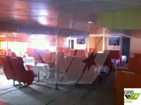 Tàu du lịch để bán