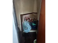 Tàu làm việc để bán