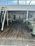 Tàu kéo lưới để bán