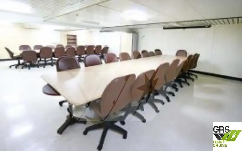 Tàu RoPax để bán