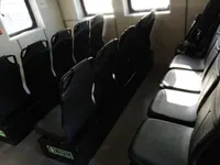 Tàu chở thủy thủ đoàn để bán