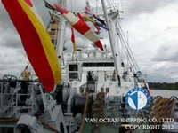 Tàu kéo lưới để bán