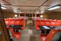 Tàu chở thủy thủ đoàn để bán