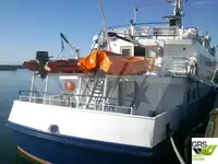 Tàu du lịch để bán