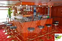 Tàu du lịch để bán
