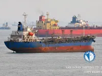 Tàu chở dầu/hóa chất để bán