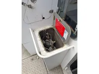 Tàu làm việc để bán