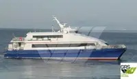 Tàu chở khách rao bán