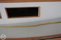 Tàu chế biến cá để bán