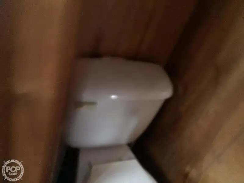 Tàu kéo lưới để bán