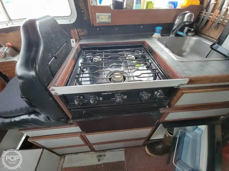 Thuyền cứu sinh để bán