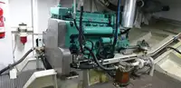 Tàu làm việc để bán