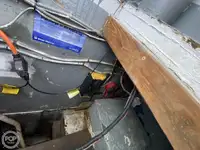 Tàu du lịch để bán