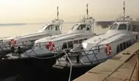 Tàu chở thủy thủ đoàn để bán