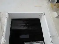 Tàu kéo lưới để bán
