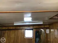 Tàu kéo lưới để bán