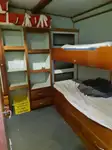 Tàu câu dài để bán