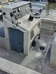 Thuyền làm việc rao bán
