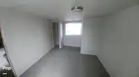Tàu kéo lưới để bán