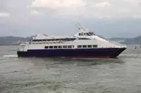 Tàu chở khách để bán