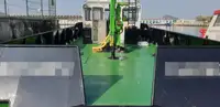 Tàu làm việc để bán