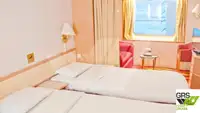 Tàu du lịch để bán