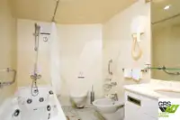 Tàu kéo để bán