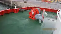 Tàu hai thân để bán