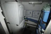 Tàu đổ bộ, chở hàng để bán